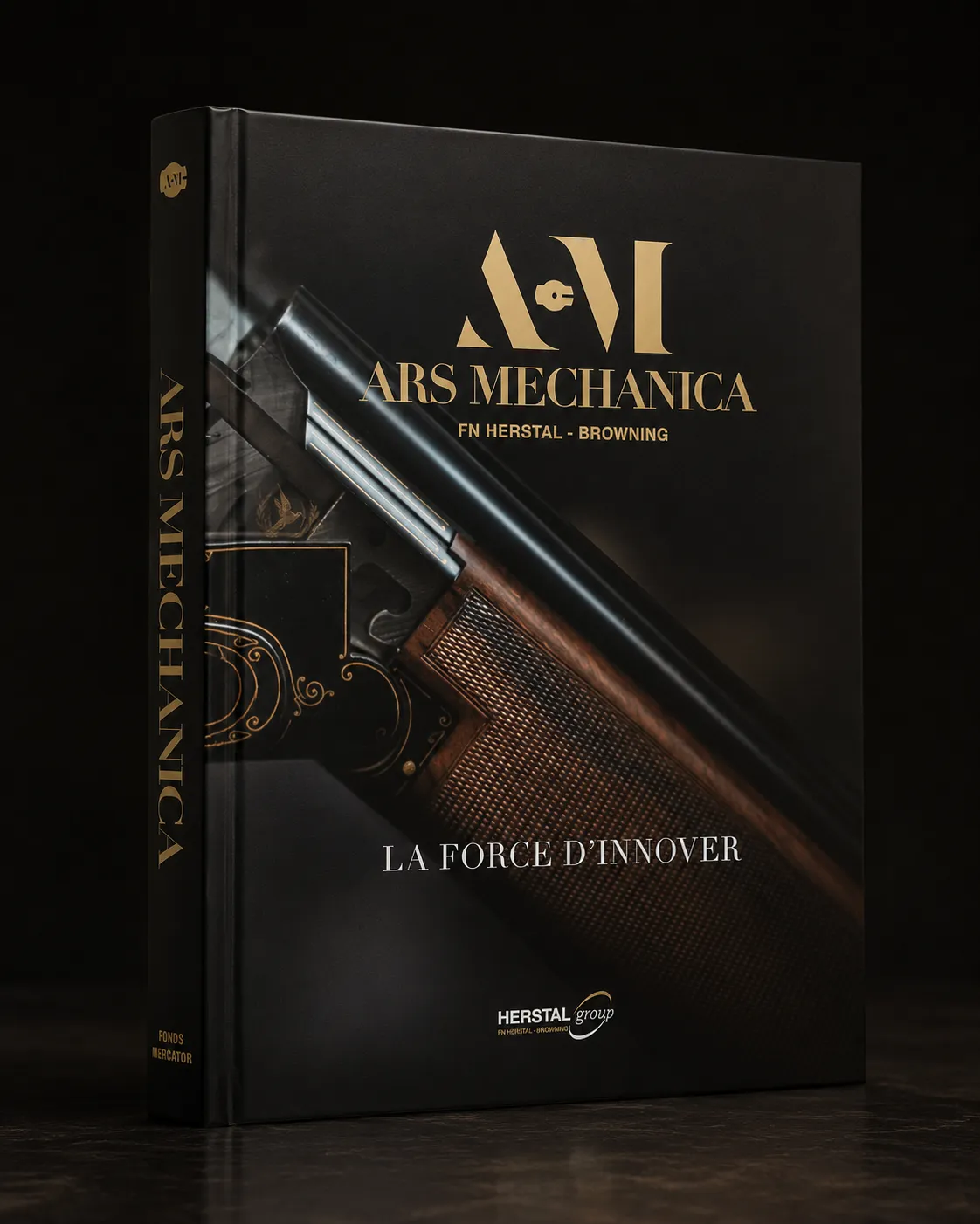 Le livre Ars Mechanica, la force d’innover, photographié sur fond noir, couverture de Thierry Lechanteur